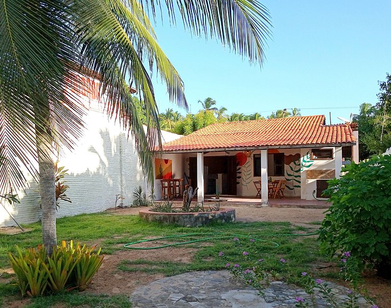 Casa simpática na Taibinha ao lado do mar vizinho ao Taiba I