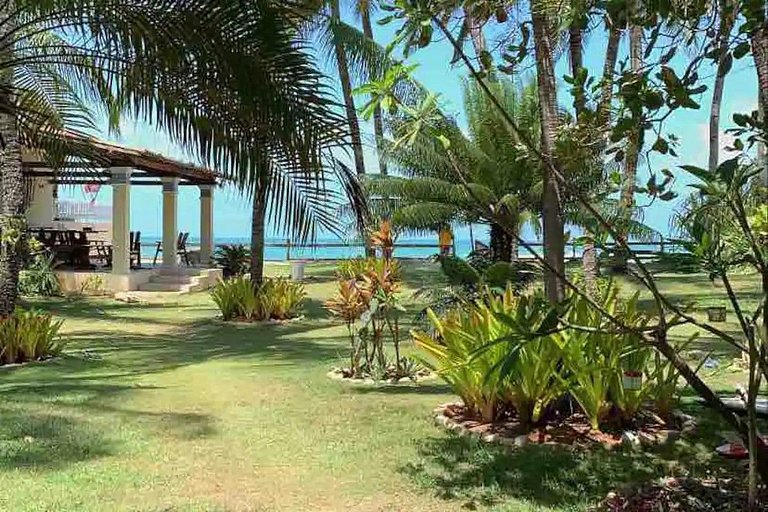 Casa Pé na Areia Taibinha