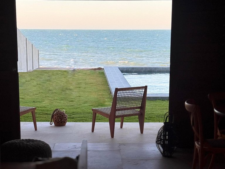 Casa pe na areia ao lado do Hotel Saline Taiba
