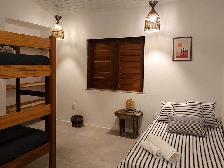 Casa pé na areia ao lado do Hotel Saline Taiba