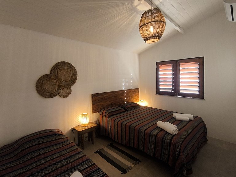 Casa pé na areia ao lado do Hotel Saline Taiba