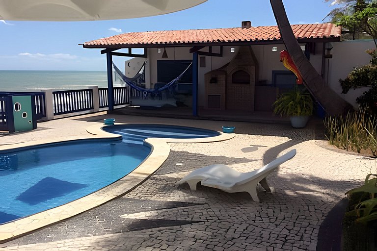 Casa na Praia da Taíba pé na areia