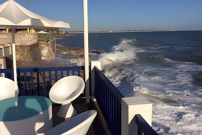 Casa na Praia da Taíba pé na areia